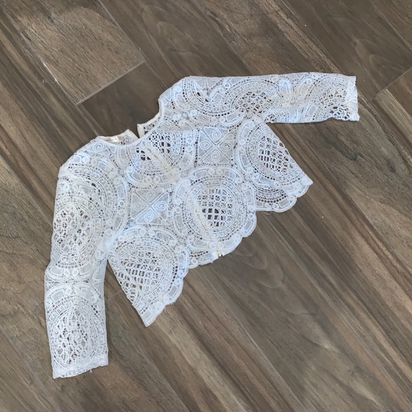Lace crop top - Picture 2 of 5